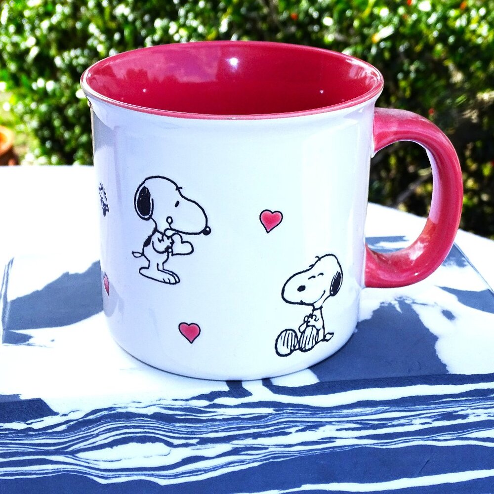 Large White and Peach Snoopy Loves Woodstock Coffee Mug